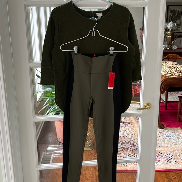 NWT Spanx textured panel leggings forest green M and top L - Picture 1 of 10